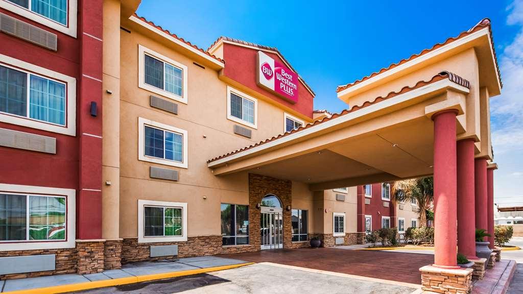 Best Western Plus Main Street Inn Brawley Dış mekan fotoğraf