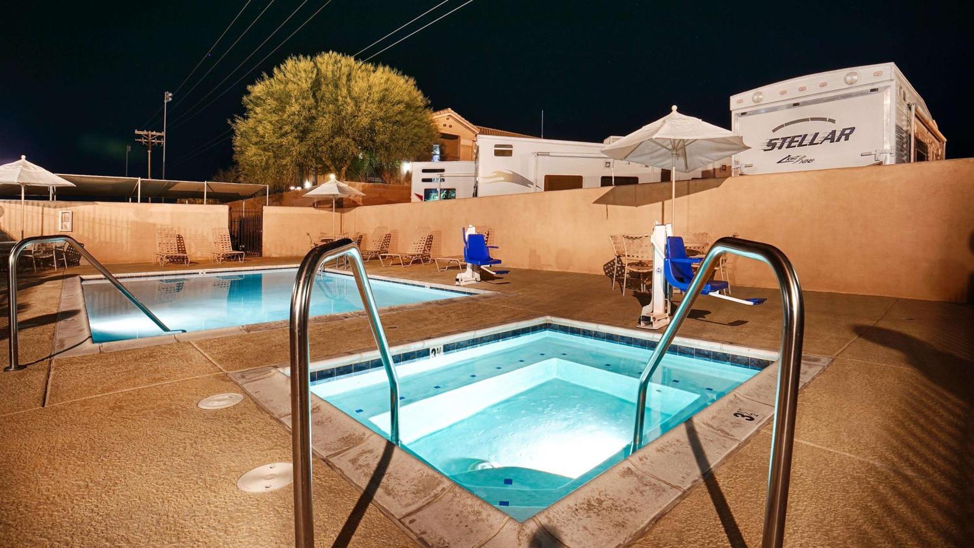 Best Western Plus Main Street Inn Brawley Dış mekan fotoğraf